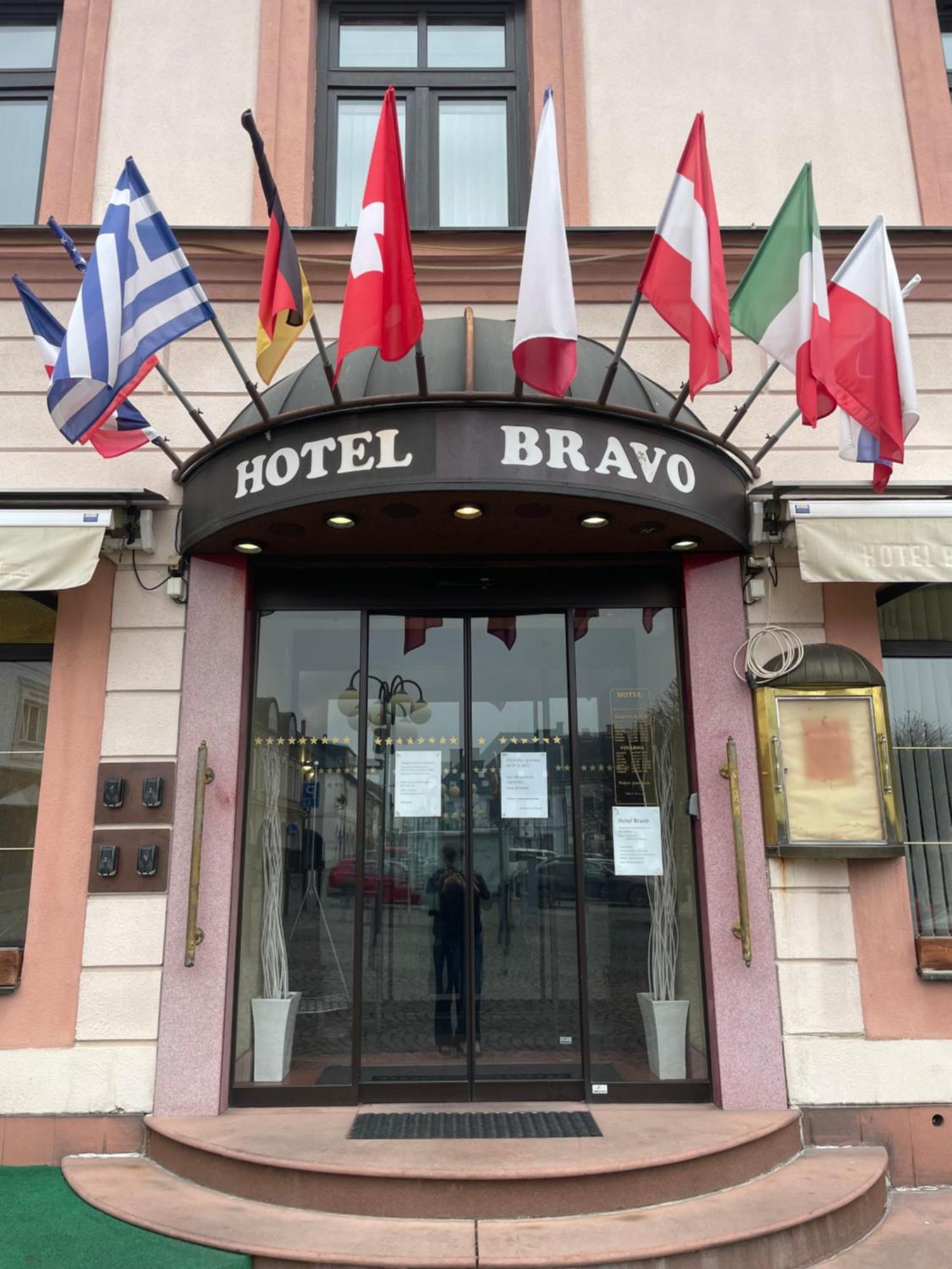 Hotel Bravo Ceska Trebova Esterno foto